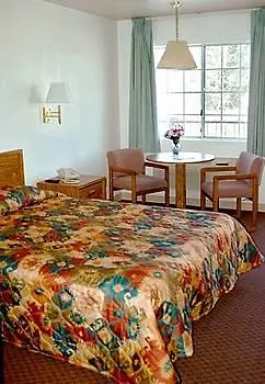 Hotel On The River 4*