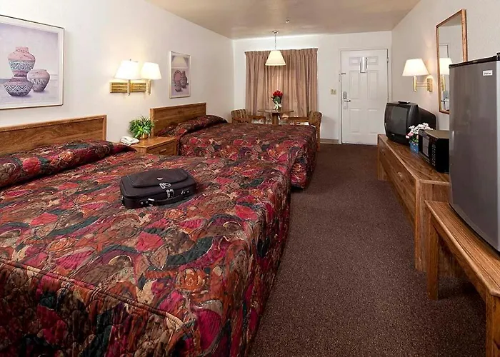 On The River Hotel 4*
